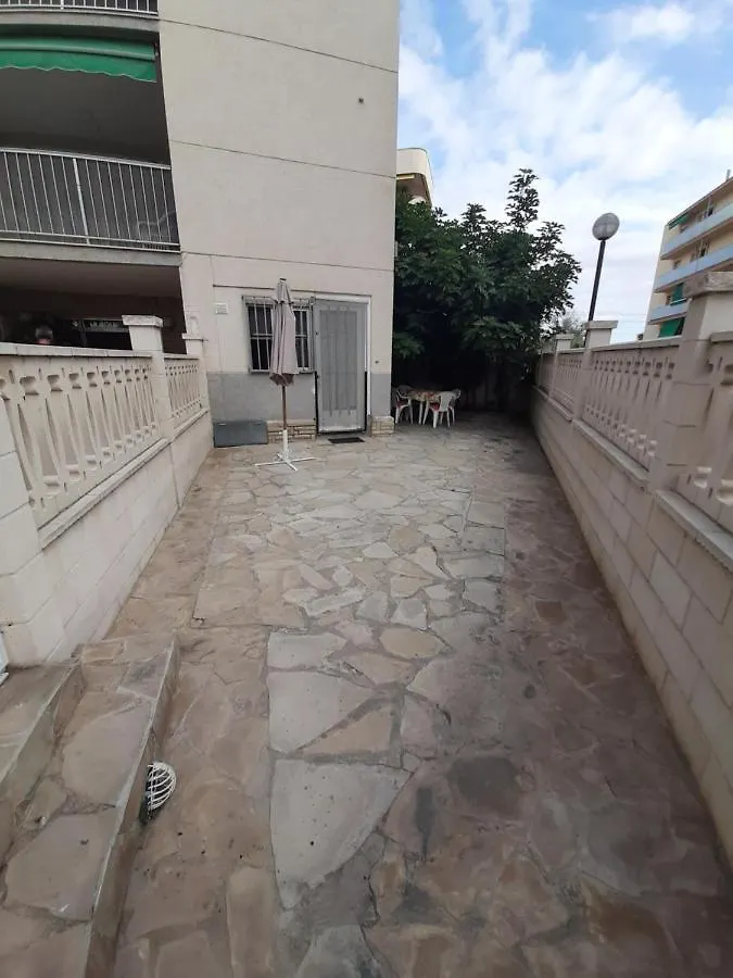 Economico apartamento 2a linea playa Salou