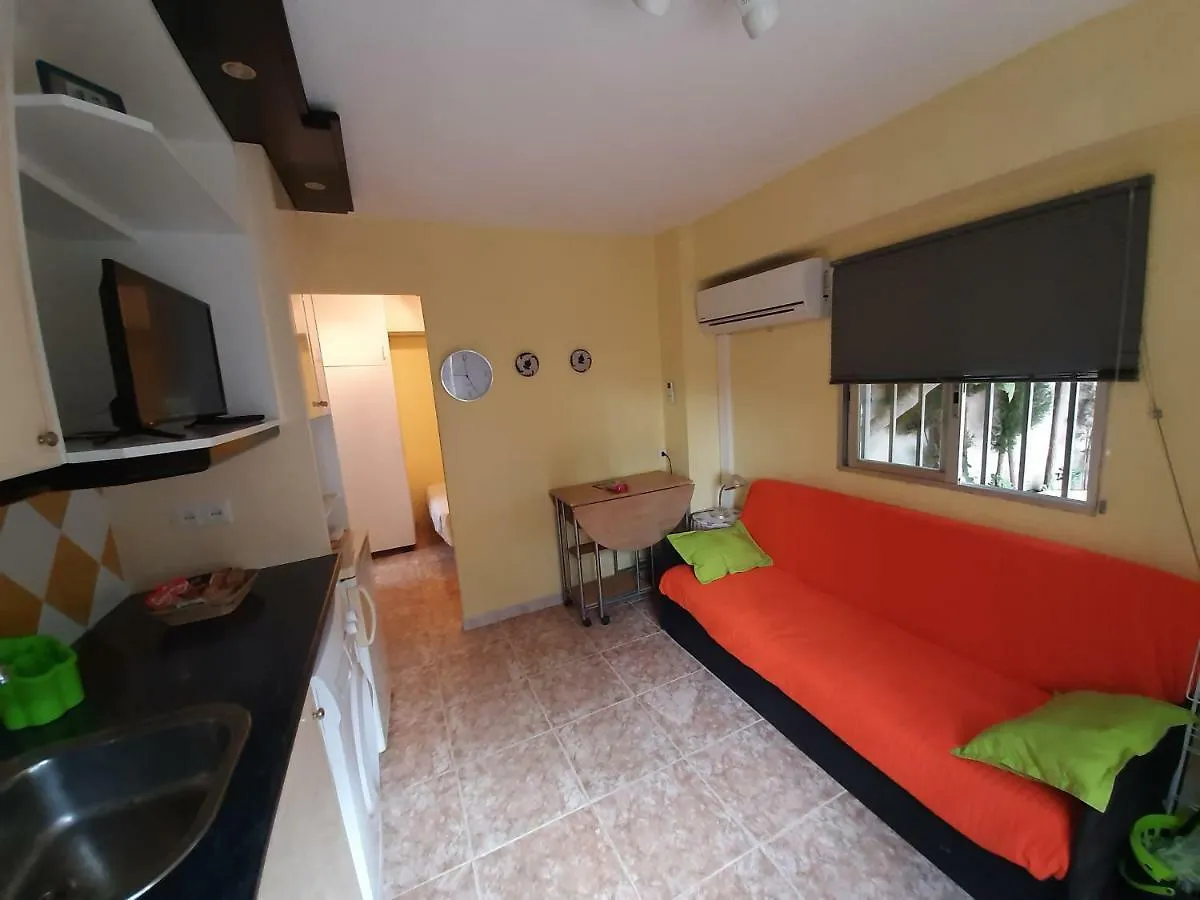 Economico apartamento 2a linea playa Salou 0*,  España