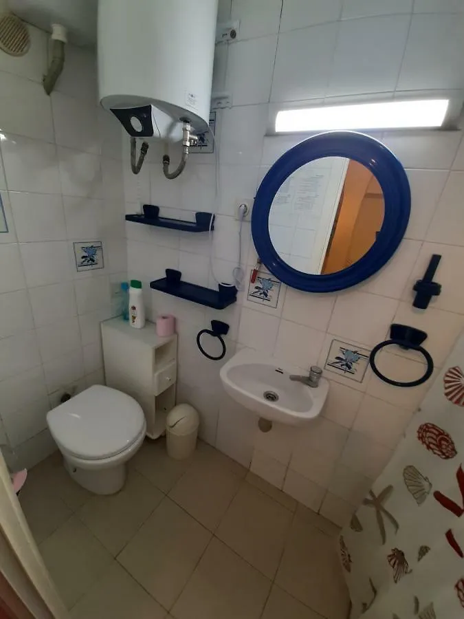 Economico apartamento 2a linea playa Salou 0*,