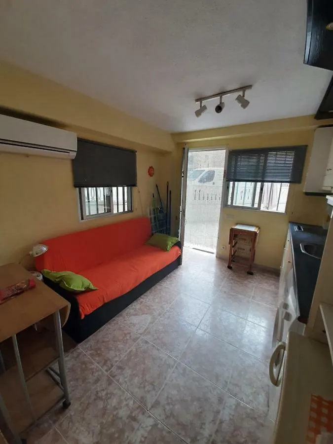 Economico Apartamento 2A Linea Playa Salou 0*,  Spanyolország